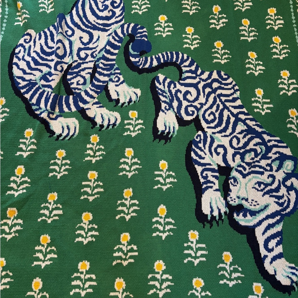 Printfresh Knit Throw Blanket in Tiger Queen